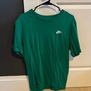 Nike Men's Green T-shirt